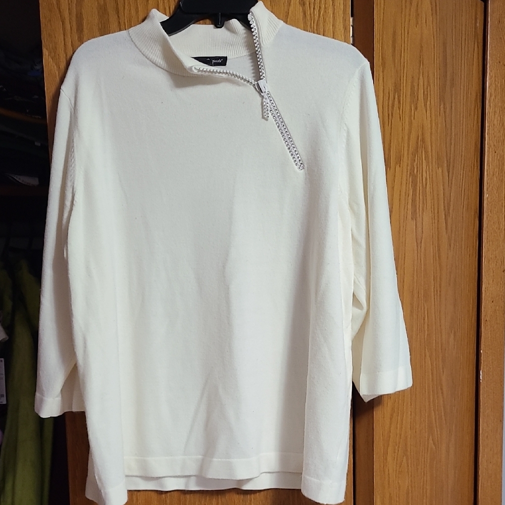 Designers Originals White Crew Neck Sweater